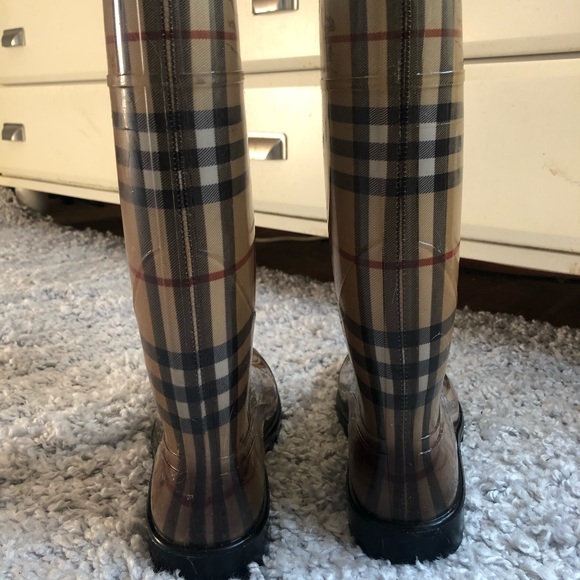 Camel & MultiColor Burberry RainBoots - Picture 3 of 3